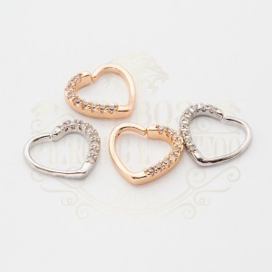 PIERCING CORAÇÃO CRAVEJADO BANAHADO