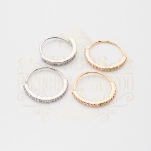 PIERCING ARGOLA CRAVEJADA BANHADA