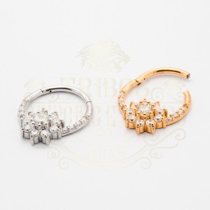 PIERCING ARGOLA CLICKER FLOR CRAVEJADA