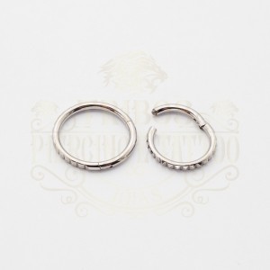 PIERCING ARGOLA CLICKER PIRAMIDAL LATERAL