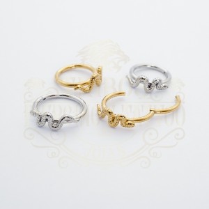 PIERCING CONCH ARGOLA COBRA LATERAL AÇO