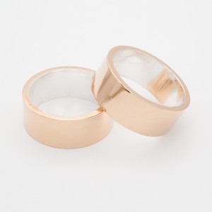 ALIANÇA MOEDA 8.M.M QUADRADA RETA POR DENTRO